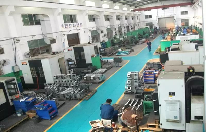 專注自動打孔機廠家